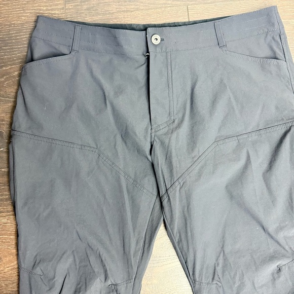 Men's Gray Straight-Leg Pants - Picture 4 of 7